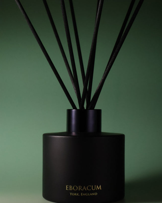 Mint, Ginger and Tobacco reed diffuser