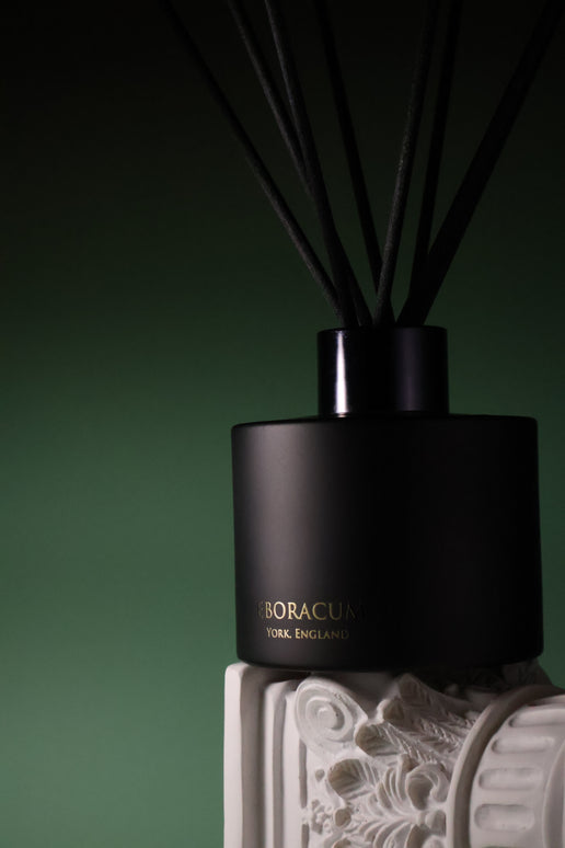 Mint, Ginger and Tobacco reed diffuser